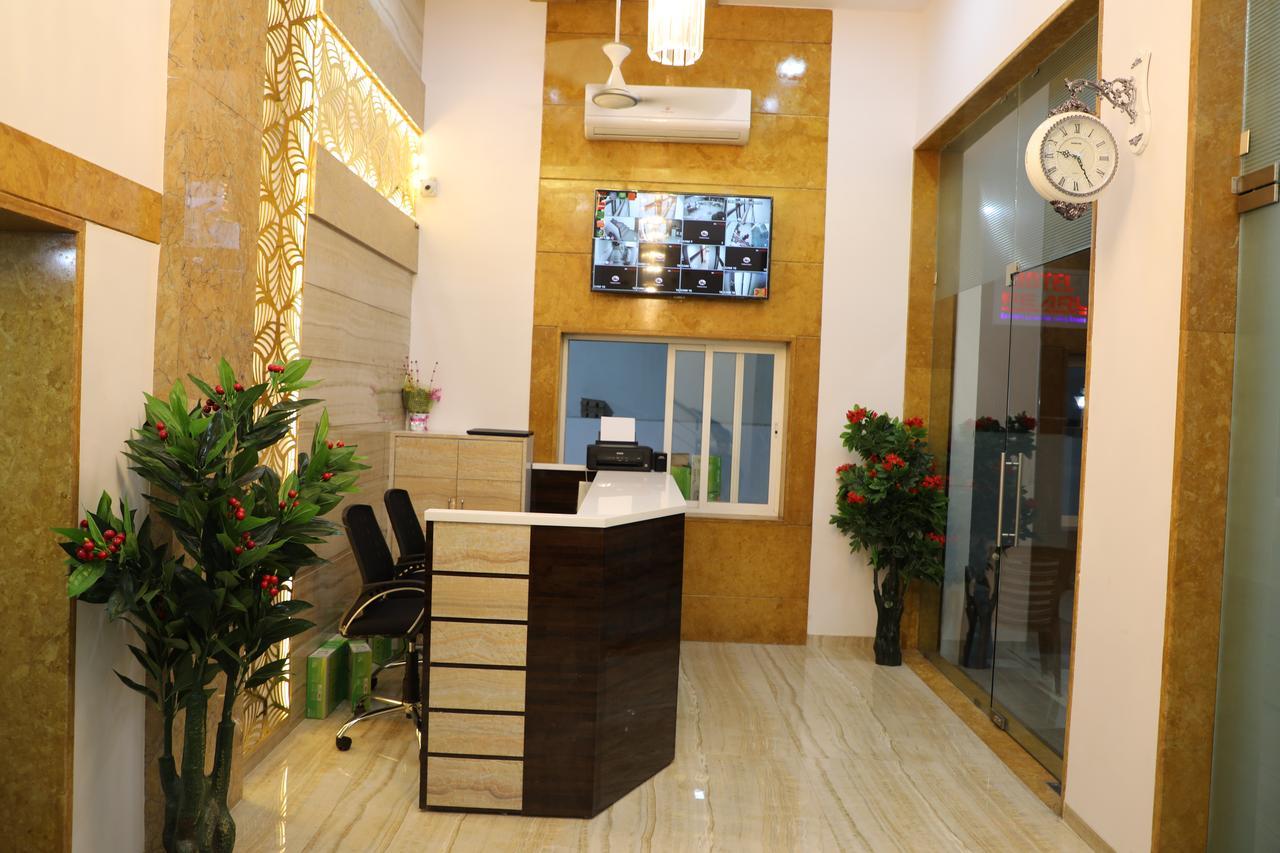 Hotel Pearl Navi Mumbai Dış mekan fotoğraf