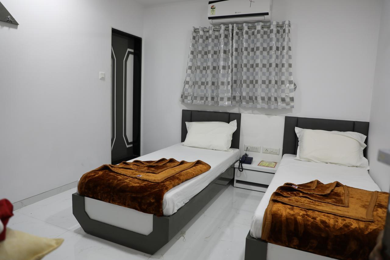 Hotel Pearl Navi Mumbai Dış mekan fotoğraf